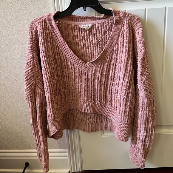 Urban outfitters cropped chenille sweater size small - Picture 1 of 5